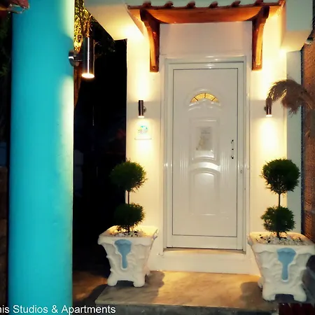 Hotel Artemis Studios &